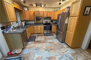 2029 St Clair Ave, East Liverpool, OH 43920 - Photo 24