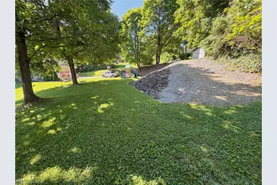 2029 Saint Clair Avenue, East Liverpool, OH 43920 - Photo 14