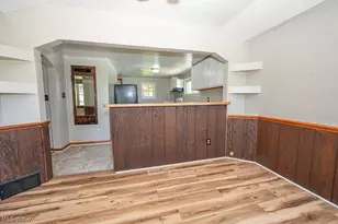 323 Steubenville Rd SE, Carrollton, OH 44615 - Photo 8