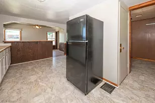 323 Steubenville Rd SE, Carrollton, OH 44615 - Photo 12