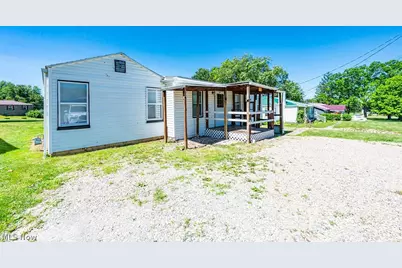 323 Steubenville Road SE, Carrollton, OH 44615 - Photo 2