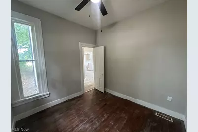 2055 W 65th Street, Loveland, OH 44102 - Photo 12