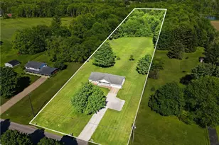 904 Lenox-New Lyme Rd, Jefferson, OH 44047 - Photo 12