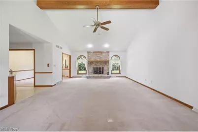 204 Colonial Drive, Canfield, OH 44406 - Photo 4