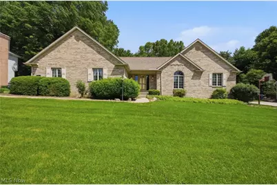 204 Colonial Drive, Canfield, OH 44406 - Photo 1