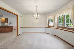 204 Colonial Dr, Canfield, OH 44406 - Photo 12