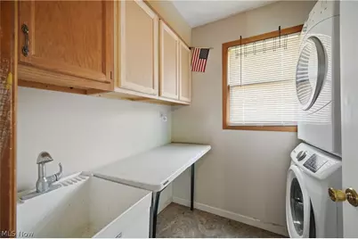 4647 Beverly Avenue NE, Canton, OH 44714 - Photo 18