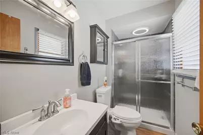 4647 Beverly Avenue NE, Canton, OH 44714 - Photo 16