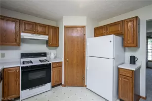 1424 Timbertop Dr, Tallmadge, OH 44278 - Photo 8