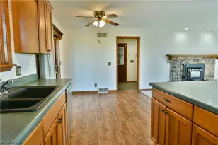 6525 Duck Creek Rd, Berlin Center, OH 44401 - Photo 12