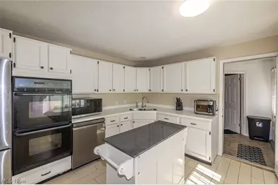 7711 King Memorial Road, Mentor, OH 44060 - Photo 8