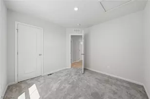 140 Wild Flower Dr, Elyria, OH 44035 - Photo 6