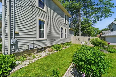 311 E Highland Avenue, Ravenna, OH 44266 - Photo 28