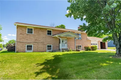 72-74 Briarcliff Avenue NE, Alliance, OH 44601 - Photo 1