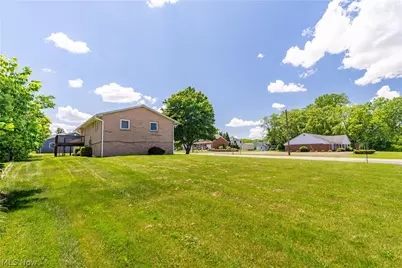 72-74 Briarcliff Avenue NE, Alliance, OH 44601 - Photo 24