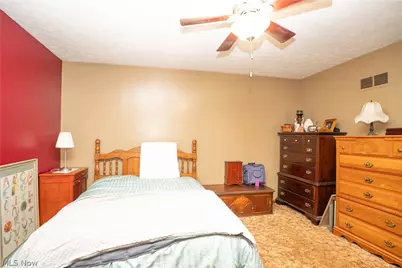 7819 Aramis Street NW, Massillon, OH 44646 - Photo 14