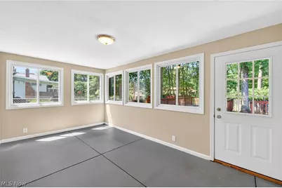 27864 Edgepark Boulevard, North Olmsted, OH 44070 - Photo 44