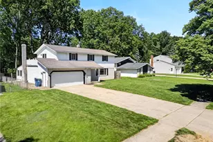 27864 Edgepark Blvd, North Olmsted, OH 44070 - Photo 10