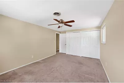 27864 Edgepark Boulevard, North Olmsted, OH 44070 - Photo 32