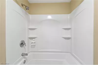 27864 Edgepark Boulevard, North Olmsted, OH 44070 - Photo 34