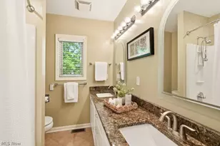881 Gaylord Grove Rd, Cuyahoga Falls, OH 44221 - Photo 26