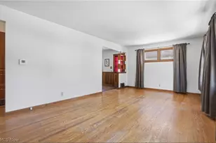 1852 6th St, Cuyahoga Falls, OH 44221 - Photo 4