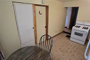 850 Kling St, Akron, OH 44311 - Photo 18