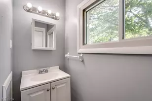 1886 Hillside Terrace, Akron, OH 44305 - Photo 22
