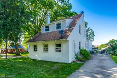1886 Hillside Terrace, Akron, OH 44305 - Photo 2