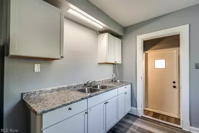 1886 Hillside Terrace, Akron, OH 44305 - Photo 16