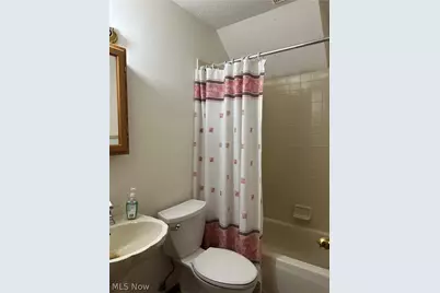 25235 Suwanee Avenue, Oakwood, OH 44146 - Photo 20