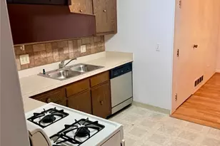 6250 Greenwood Pkwy, Sagamore Hills, OH 44067 - Photo 10
