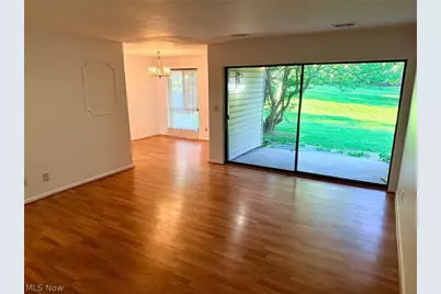 6250 Greenwood Parkway #202, Sagamore Hills, OH 44067 - Photo 2