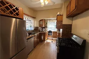 1105 E 144th St, Loveland, OH 44110 - Photo 4