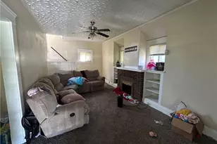 1105 E 144th St, Loveland, OH 44110 - Photo 2