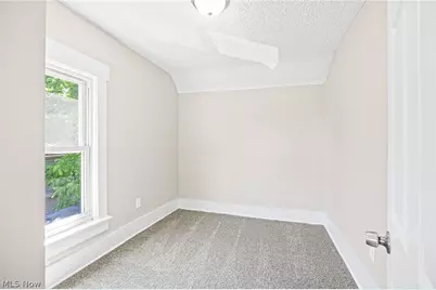 30 16th Street NW, Barberton, OH 44203 - Photo 26