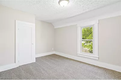 30 16th Street NW, Barberton, OH 44203 - Photo 24