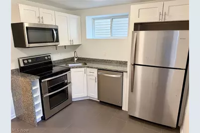 2188 W 6th Street #DOWN, Loveland, OH 44113 - Photo 10