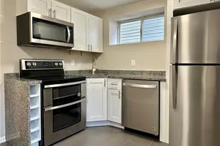 2188 W 6th St, Loveland, OH 44113 - Photo 8