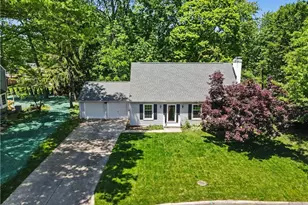 2920 Carters Grove Rd, Cuyahoga Falls, OH 44223 - Photo 2