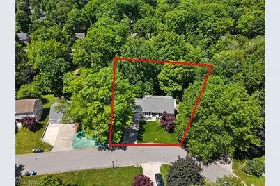 2920 Carters Grove Road, Cuyahoga Falls, OH 44223 - Photo 4