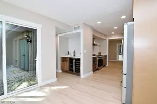 680-26 Fairington Dr, Aurora, OH 44202 - Photo 24