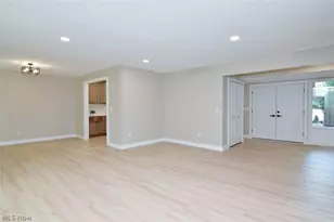 680-26 Fairington Dr, Aurora, OH 44202 - Photo 10