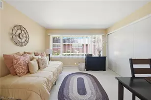 277 Marwood Dr SE, Warren, OH 44484 - Photo 16