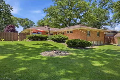 277 Marwood Drive SE, Warren, OH 44484 - Photo 34