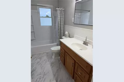 187 Helena Drive, Struthers, OH 44471 - Photo 14