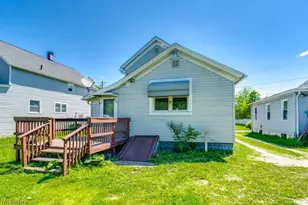 36 21st St NW, Barberton, OH 44203 - Photo 6
