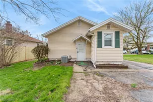 829 Indian Trail, Akron, OH 44314 - Photo 30