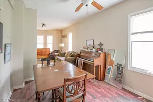 126 14th St NW, Barberton, OH 44203 - Photo 8