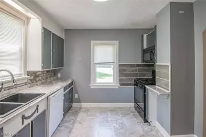 1042 Newton Street, Tallmadge, OH 44278 - Photo 10
